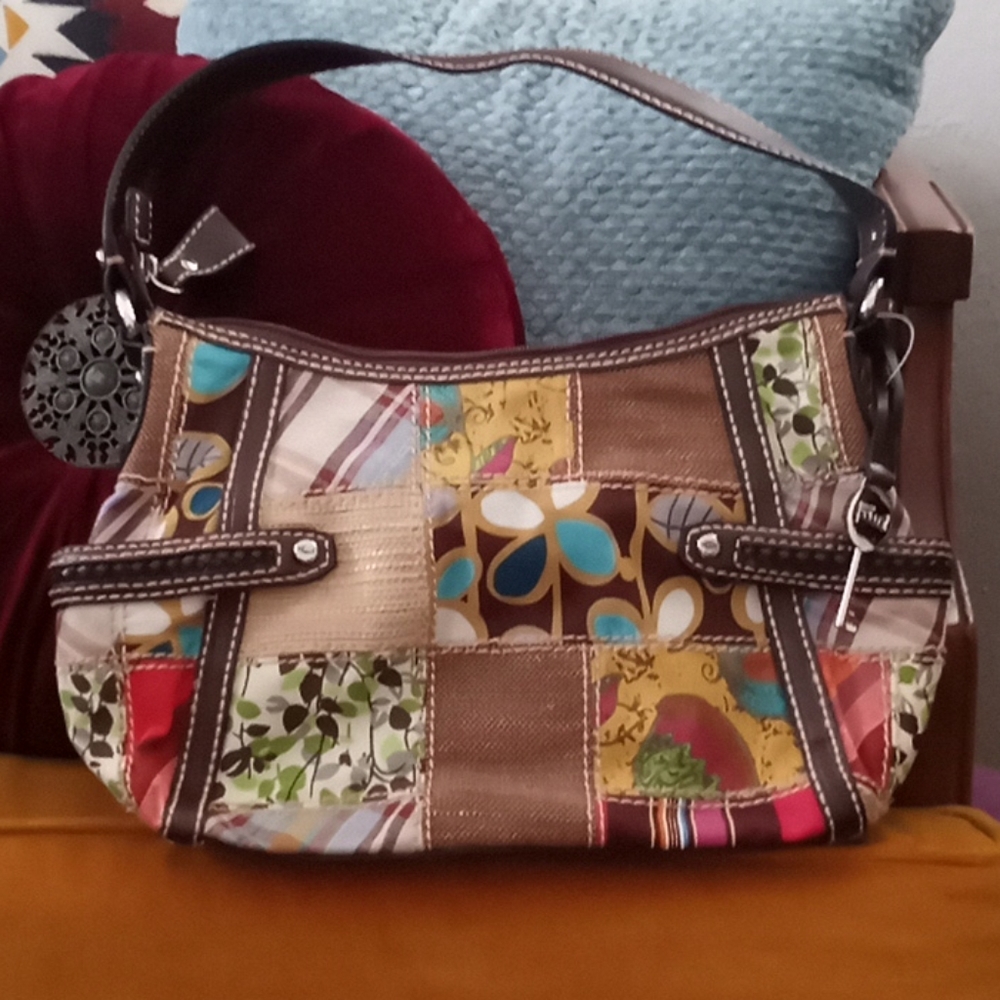 Fossil purse